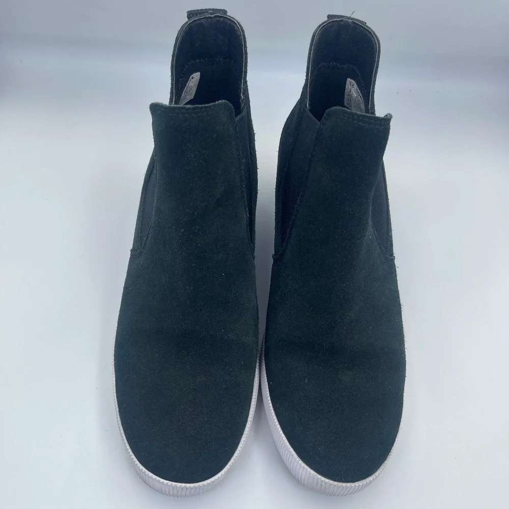 Sorel Womens Size 10 Black Suede Wedge Chelsea Slip On Sneakers